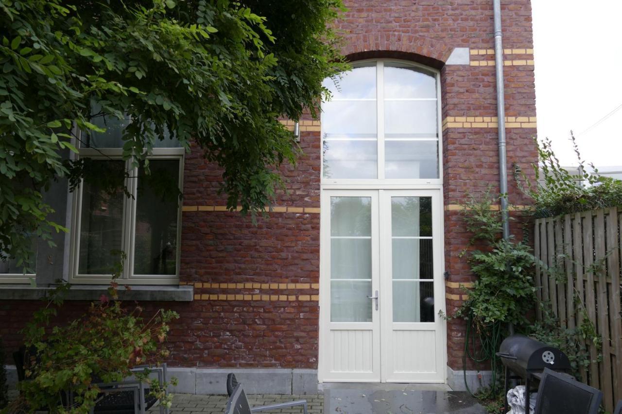 Апартаменты De Oude School Визе Экстерьер фото